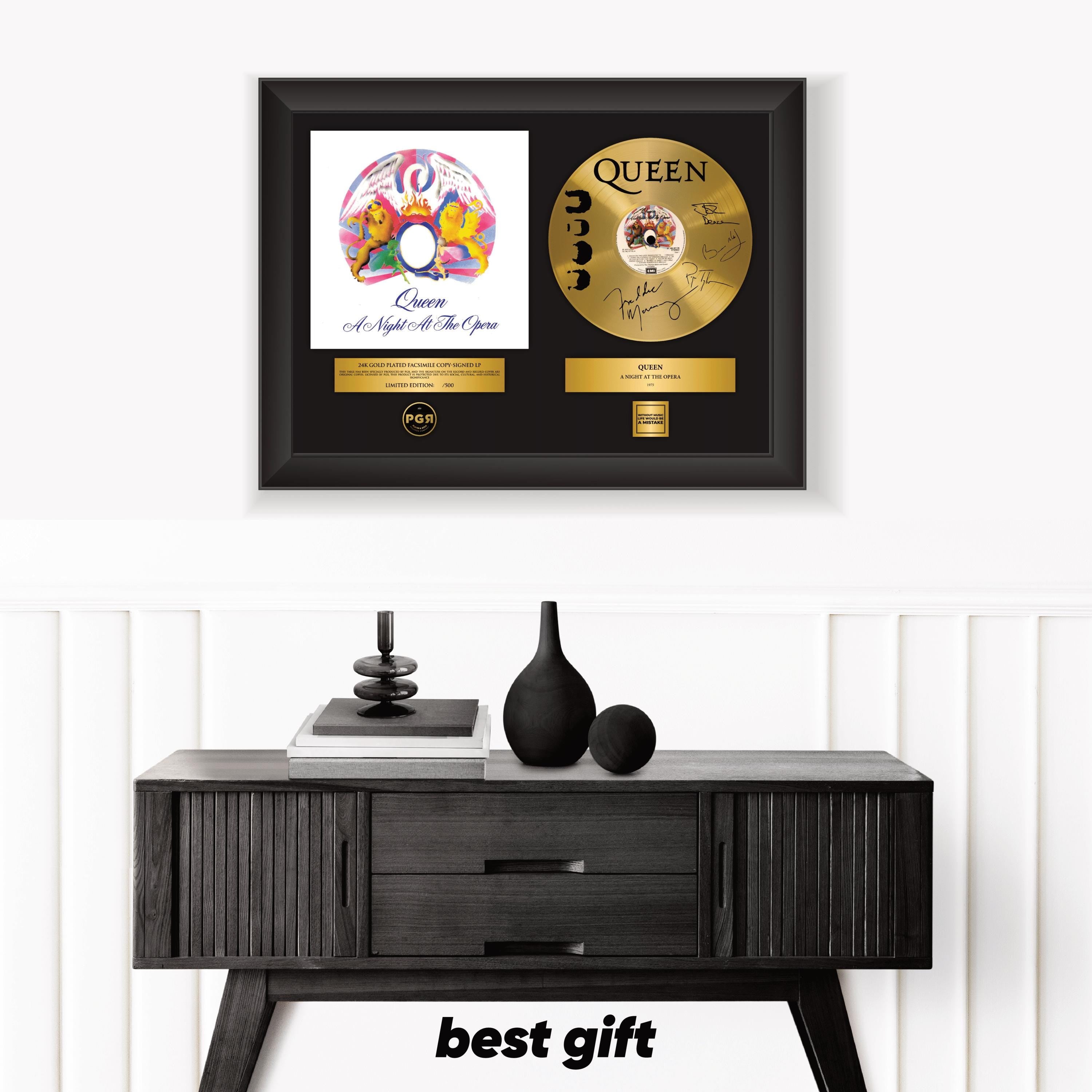 Queen – Framed Gold Plated Record Vinyl  – Copy Signed – Premium Wall Art