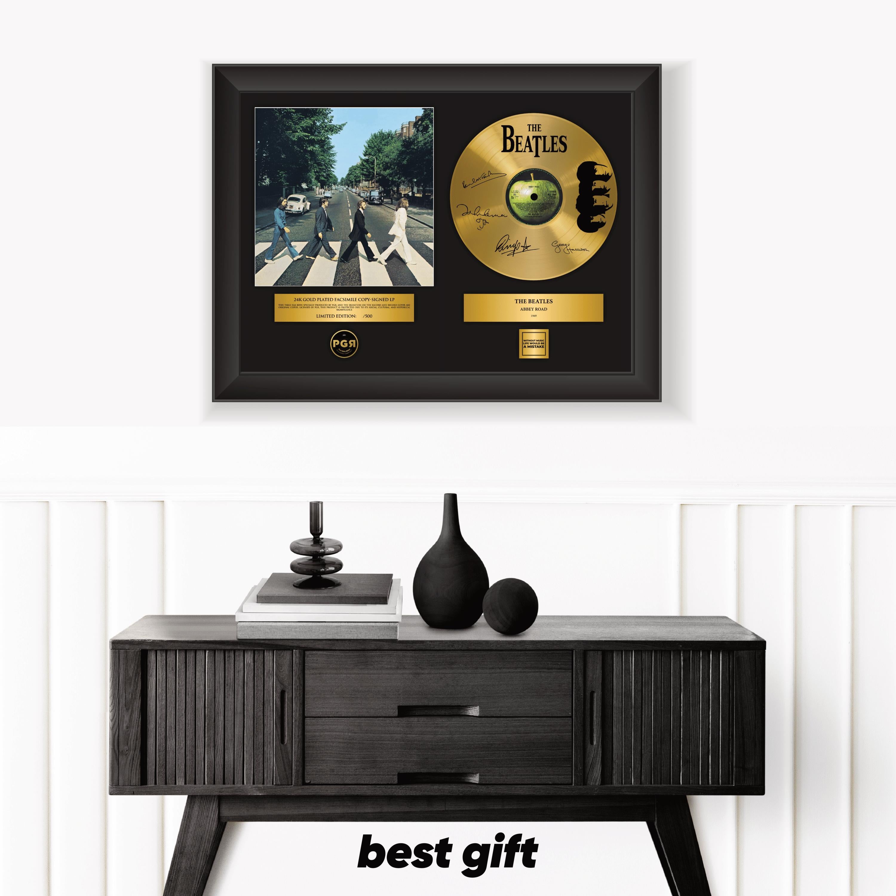 The Beatles – Framed Gold Plated Record Vinyl  – Copy Signed – Premium Wall Art