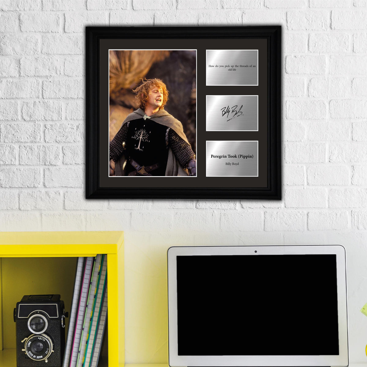 Pippin - Peregrin Took - Billy Boyd - Framed Movie Character Print w Copy Signed