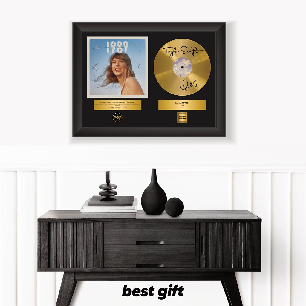 Taylor Swift – Framed Gold Plated Record Vinyl  – Copy Signed – Premium Wall Art